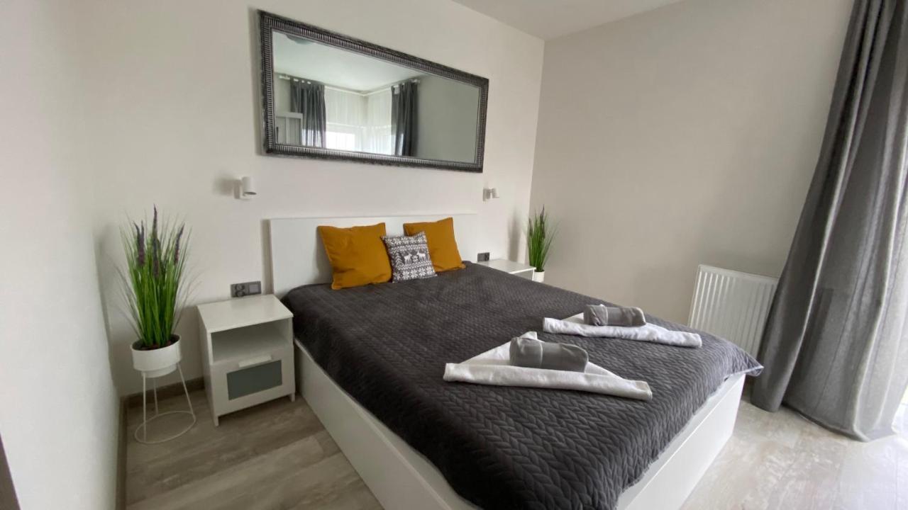 Apartament Eden 5 Morz Basen&Spa Сяноженти Екстериор снимка